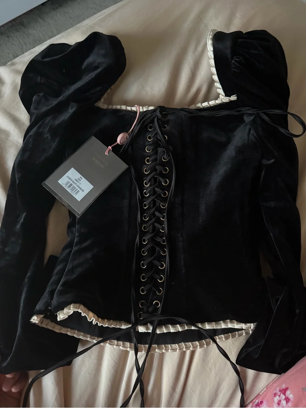 House of cb noa puff shoulder velvet top